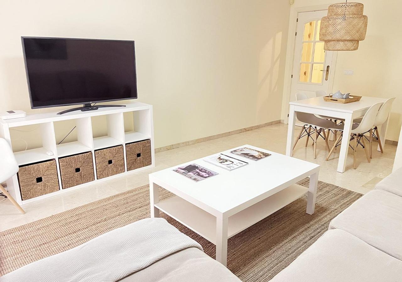 Apartamento Primera Linea Estepona By Isa Hoteles Exterior photo